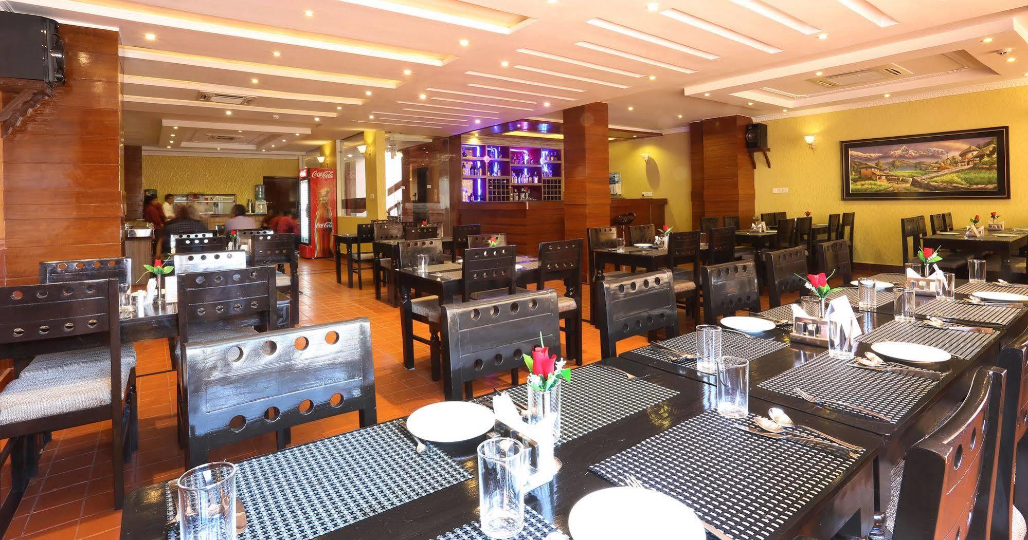 Hotel Pokhara Goodwill ภายนอก รูปภาพ