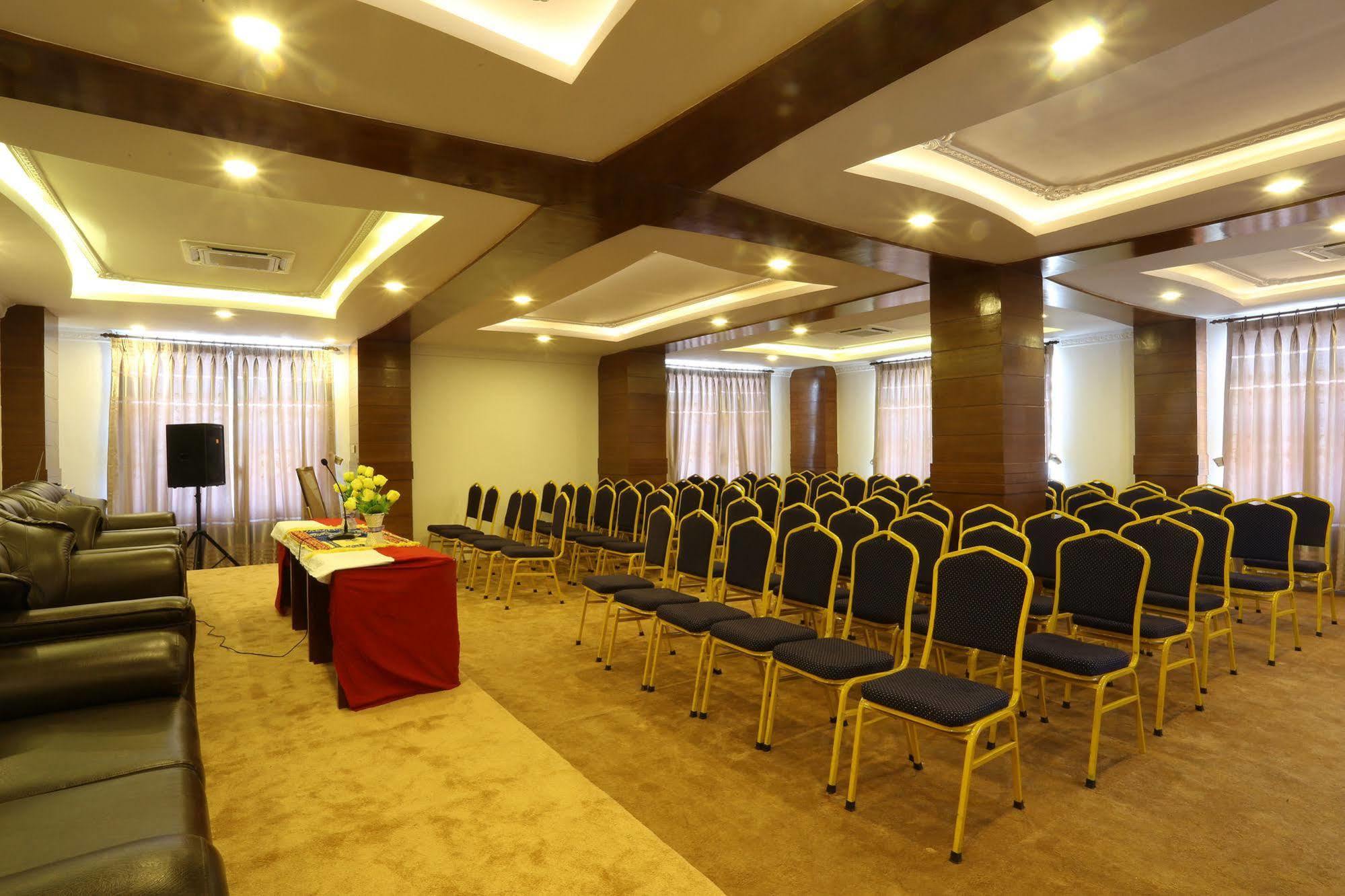 Hotel Pokhara Goodwill ภายนอก รูปภาพ