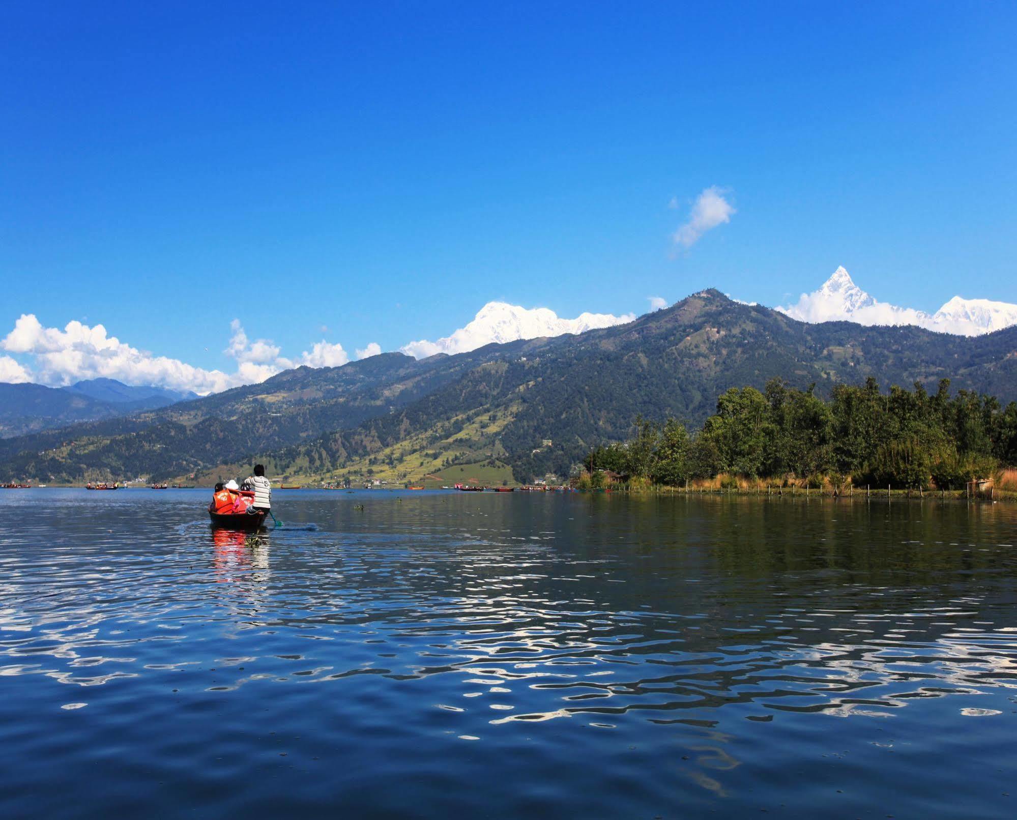 Hotel Pokhara Goodwill ภายนอก รูปภาพ