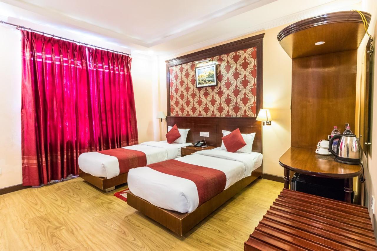Hotel Pokhara Goodwill ภายนอก รูปภาพ